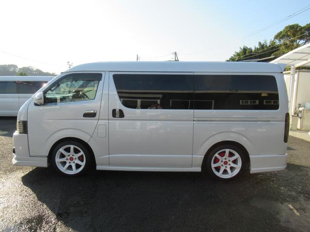 ハイエースワゴン GL 4型仕様 社外LEDヘッドライト 内装架装 横乗り可 ベッドキット ナビ リアモニター サブバッテリー 18インチAW パワスラ 前後ドラレコ(12枚目)