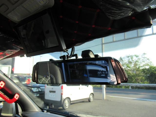 ハイエースワゴン GL 4型仕様 社外LEDヘッドライト 内装架装 横乗り可 ベッドキット ナビ リアモニター サブバッテリー 18インチAW パワスラ 前後ドラレコ(19枚目)