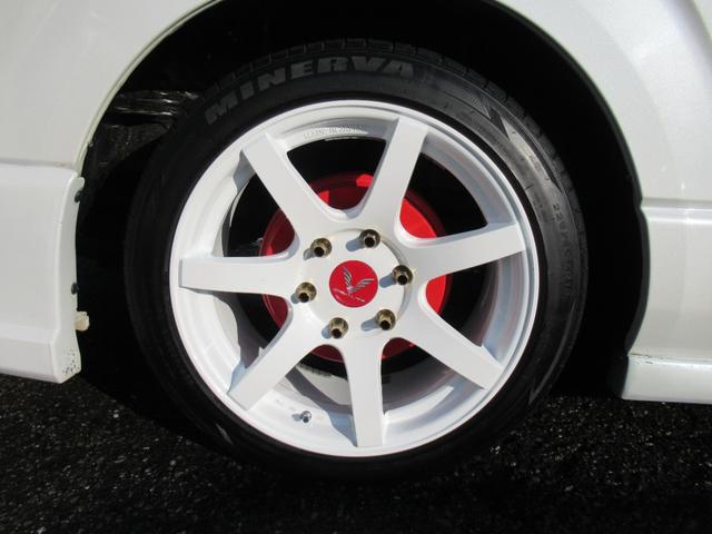 ハイエースワゴン GL 4型仕様 社外LEDヘッドライト 内装架装 横乗り可 ベッドキット ナビ リアモニター サブバッテリー 18インチAW パワスラ 前後ドラレコ(46枚目)