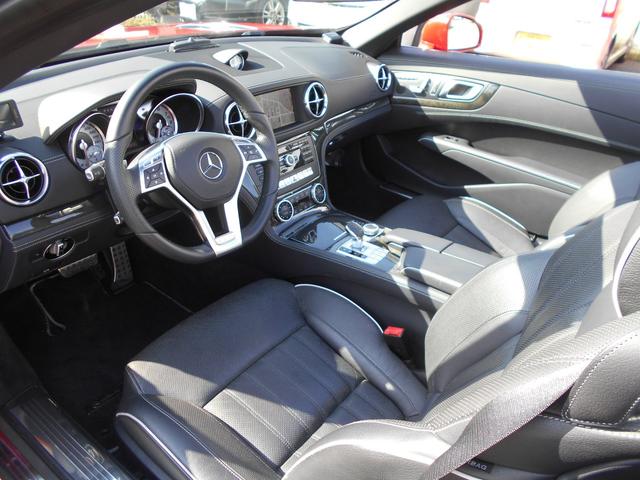 SL350 AMGスポーツPKG 左ハンドル 黒レザー レーダーセーフティー マジックスカイルーフ 純正HDDナビ&地デジTV TVキャンセラー キーレスゴー AMGエアロ&19インチアルミ(12枚目)