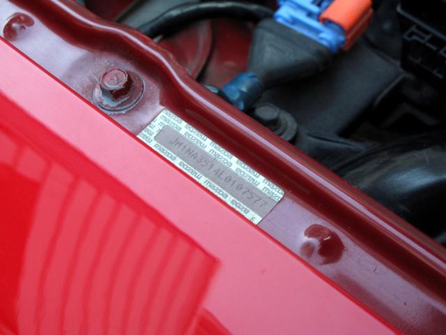 ＭＸ－５ミアータ ベースグレード　アメリカ新車並行　極初期モデル　ツルデフ　クルーズコントロール　ＲＯＢＢＩＳハイエンドガラス幌（ＮＡ開け可能）（15枚目）