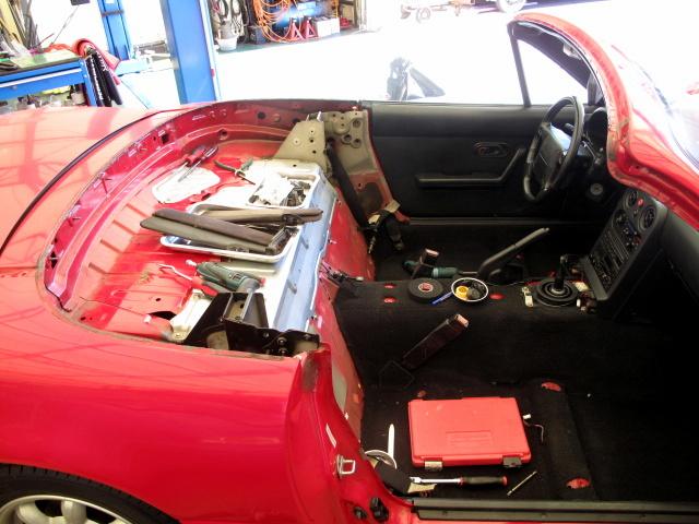 ＭＸ－５ミアータ ベースグレード　アメリカ新車並行　極初期モデル　ツルデフ　クルーズコントロール　ＲＯＢＢＩＳハイエンドガラス幌（ＮＡ開け可能）（64枚目）