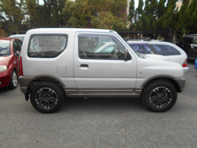 ジムニー ＸＡ　１０型用バンパー（Ｆ＆Ｒ）＆サイドパネル＆Ｄシート　ＬＥＤフォグ　パートタイム４輪駆動（5枚目）