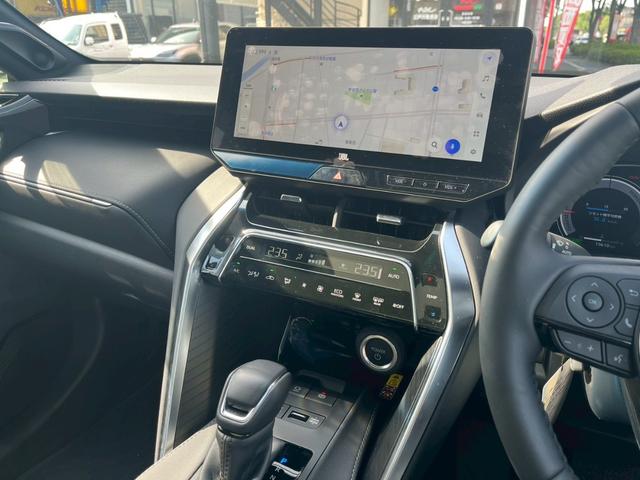 ハリアーハイブリッド Ｚ　レザーパッケージ　全周囲カメラ　クリアランスソナー　オートクルーズコントロール　レーンアシスト　パワーシート　衝突被害軽減システム　サンルーフ　ナビ　ＴＶ　オートマチックハイビーム　オートライト　ＬＥＤヘッドランプ（4枚目）