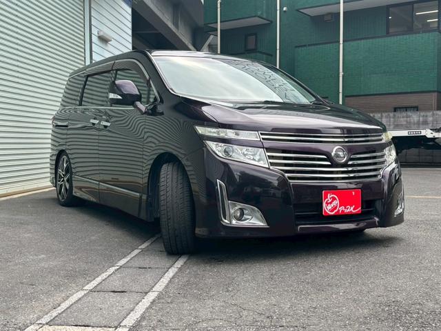 エルグランド ２５０ハイウェイスター　ＥＴＣ　バックカメラ　ナビ　両側スライド・片側電動　オートライト　ＨＩＤ　スマートキー　電動格納ミラー　３列シート　オットマン　ＣＶＴ　アルミホイール　ＣＤ　ＤＶＤ再生　ミュージックプレイヤー接続可（13枚目）