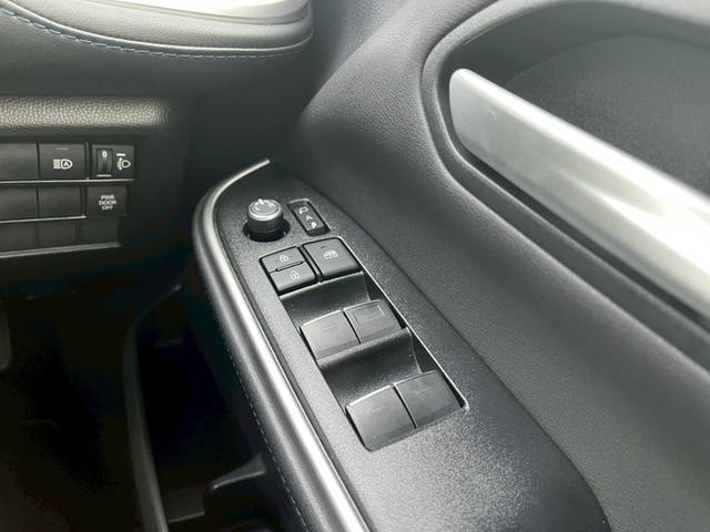 ヴォクシー Ｓ－Ｚ　ドライブレコーダー　バックカメラ　ナビ　クリアランスソナー　オートクルーズコントロール　レーンアシスト　衝突被害軽減システム　両側電動スライドドア　オートマチックハイビーム　ＬＥＤヘッドランプ（11枚目）