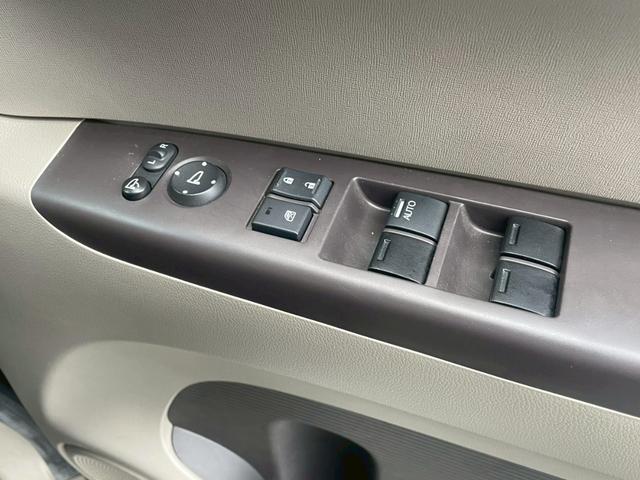 Ｎ－ＢＯＸ＋ Ｇ・ターボＬパッケージ　アイドリングストップ　４ＷＤ　シートヒーター　ＡＢＳ　スマキー（25枚目）