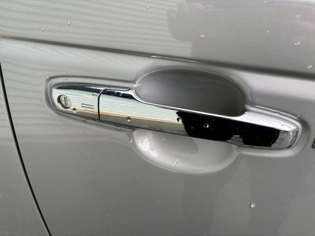 ムーヴキャンバス セオリーＧ　ブルートゥース　ＩＳＴＯＰ　前後ソナー　衝突軽減ブレーキ　フルフラットシート　ＬＥＤヘッド　横滑り防止機能　シートヒーター　Ｂカメラ　オートライト　ベンチシート　サイドエアバッグ　イモビライザー（4枚目）