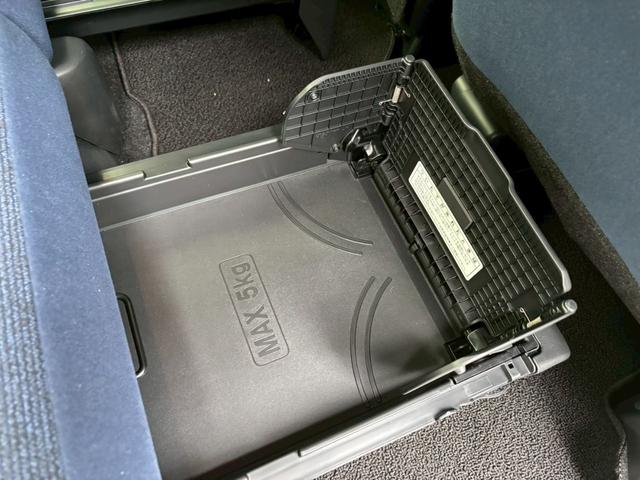 ムーヴキャンバス セオリーＧ　ブルートゥース　ＩＳＴＯＰ　前後ソナー　衝突軽減ブレーキ　フルフラットシート　ＬＥＤヘッド　横滑り防止機能　シートヒーター　Ｂカメラ　オートライト　ベンチシート　サイドエアバッグ　イモビライザー（20枚目）