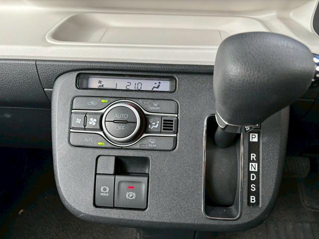 ムーヴキャンバス ストライプスＧ　ＢＬＵＥＴＯＯＴＨ　前後障害物センサー　クルコン　アイドルストップ　Ｂカメラ　パワーウインドウ　セキュリティアラーム　フルフラット　スマートキープッシュスタート　カーテンエアバック　Ｓヒーター　ＰＳ（26枚目）