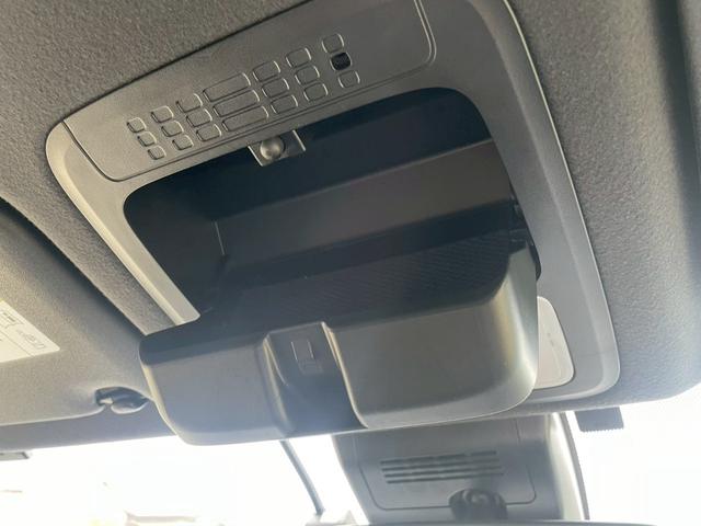 ヴォクシー ZS 煌III コーナーセンサ プリクラッシュ スマートキ アイスト 横滑り防止装置 WAC AHB 盗難防止 キーレス パワステ クルコン LEDヘッドライト ABS オートライト フルフラット エアバッグ(12枚目)