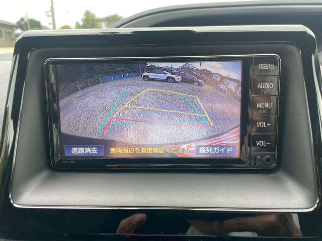 ヴォクシー ZS 煌III コーナーセンサ プリクラッシュ スマートキ アイスト 横滑り防止装置 WAC AHB 盗難防止 キーレス パワステ クルコン LEDヘッドライト ABS オートライト フルフラット エアバッグ(58枚目)