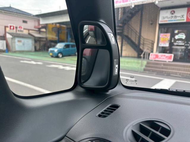 Ｎ－ＢＯＸ Ｇ・Ｌパッケージ　カラーバックモニター　全席ＰＷ　イモビライザー　ナビテレビ　地ＴＶ　衝突安全ボディ　ＡＡＣ　横滑り防止　スマートキー　メモリーナビ　ＡＢＳ　ＥＴＣ　キーレスＥ　運転席エアバッグ（8枚目）