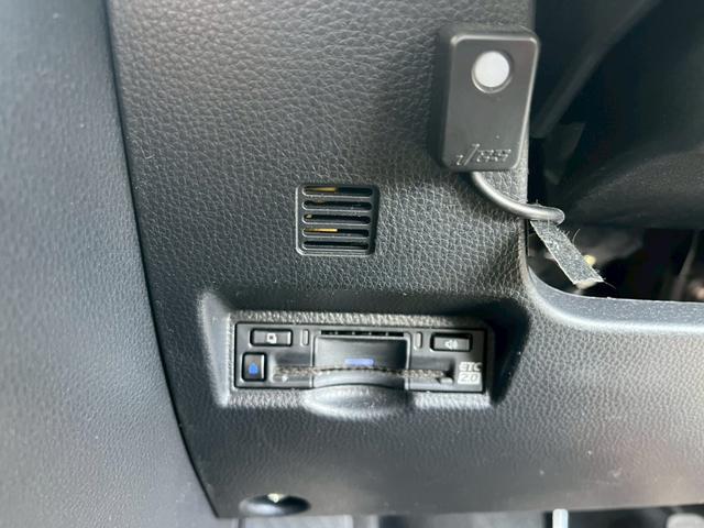 ノア ハイブリッドＺ　４ＷＤ　ドライブレコーダー　全周囲カメラ　ナビ　ＴＶ　クリアランスソナー　オートクルーズコントロール　レーンアシスト　パークアシスト　衝突被害軽減システム　両側電動スライドドア（10枚目）