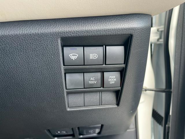 ノア ハイブリッドＺ　４ＷＤ　ドライブレコーダー　全周囲カメラ　ナビ　ＴＶ　クリアランスソナー　オートクルーズコントロール　レーンアシスト　パークアシスト　衝突被害軽減システム　両側電動スライドドア（11枚目）