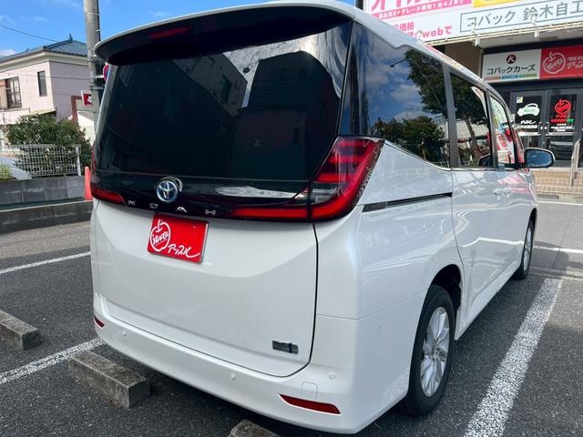 ノア ハイブリッドＺ　４ＷＤ　ドライブレコーダー　全周囲カメラ　ナビ　ＴＶ　クリアランスソナー　オートクルーズコントロール　レーンアシスト　パークアシスト　衝突被害軽減システム　両側電動スライドドア（15枚目）