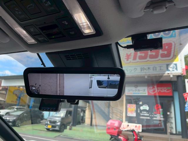 ノア ハイブリッドＺ　４ＷＤ　ドライブレコーダー　全周囲カメラ　ナビ　ＴＶ　クリアランスソナー　オートクルーズコントロール　レーンアシスト　パークアシスト　衝突被害軽減システム　両側電動スライドドア（30枚目）