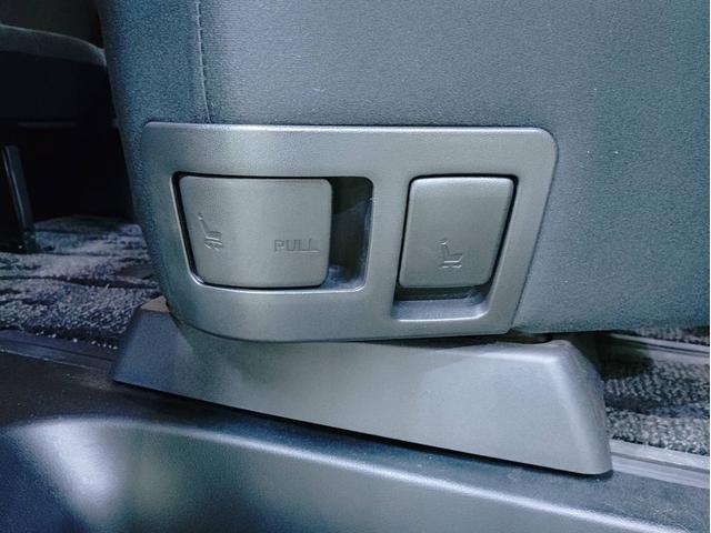 ノア X ナビ・ETC・フルセグTV・両側スライドドア・バックカメラ・2列目両側回転シート付(28枚目)