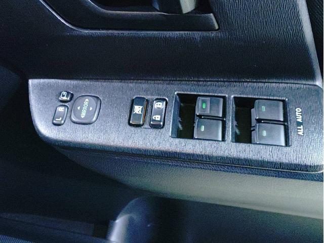 ノア X ナビ・ETC・フルセグTV・両側スライドドア・バックカメラ・2列目両側回転シート付(38枚目)