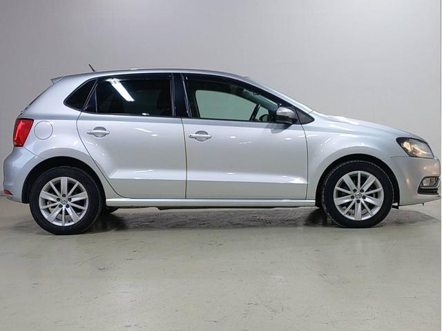 ポロ ＴＳＩコンフォートラインアップグレードパック　ナビ・ＴＶ・ＥＴＣ・バックモニター・ドライブレコーダー付（7枚目）