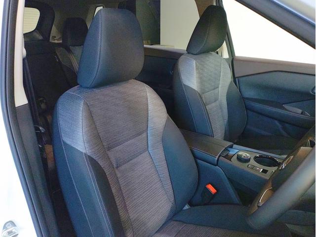 エクストレイル X e-4ORCE ナビ・ETC・バックモニタ・ヒートシーター・運転席側パワーシート付(27枚目)