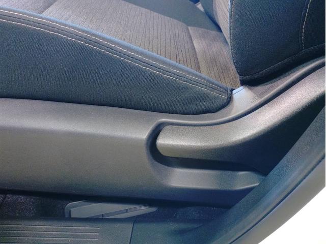 エクストレイル X e-4ORCE ナビ・ETC・バックモニタ・ヒートシーター・運転席側パワーシート付(29枚目)