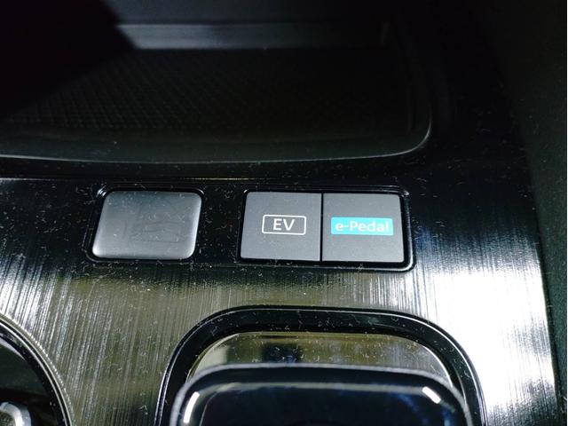 エクストレイル X e-4ORCE ナビ・ETC・バックモニタ・ヒートシーター・運転席側パワーシート付(41枚目)