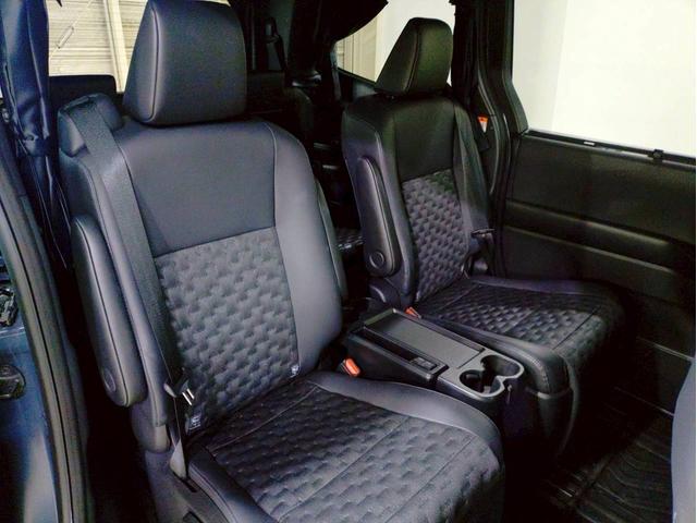 ヴォクシー ハイブリッドＳ－Ｚ　ナビ・ＴＶ・ディスプレイオーディオ・ＥＴＣ２．０・全方位モニター・リヤモニター・両側パワースライドドア・パワーバックドア・ユニバーサルステップ付（35枚目）