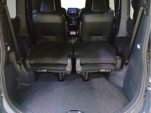 ヴォクシー ハイブリッドＳ－Ｚ　ナビ・ＴＶ・ディスプレイオーディオ・ＥＴＣ２．０・全方位モニター・リヤモニター・両側パワースライドドア・パワーバックドア・ユニバーサルステップ付（44枚目）