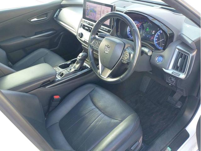 クラウンハイブリッド RSアドバンス ナビ・ETC・バックカメラ・パワーシート・シートヒーター・サンルーフ付(11枚目)