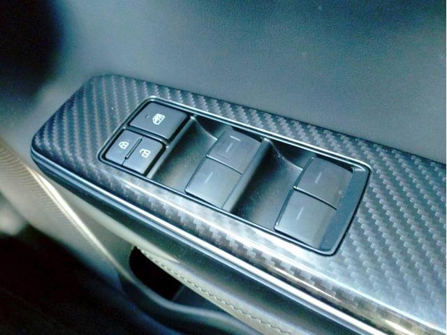 クラウンハイブリッド RSアドバンス ナビ・ETC・バックカメラ・パワーシート・シートヒーター・サンルーフ付(18枚目)