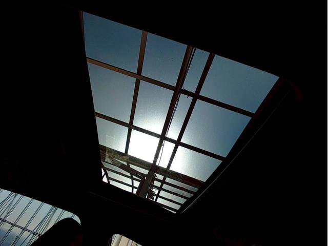 クラウンハイブリッド RSアドバンス ナビ・ETC・バックカメラ・パワーシート・シートヒーター・サンルーフ付(21枚目)