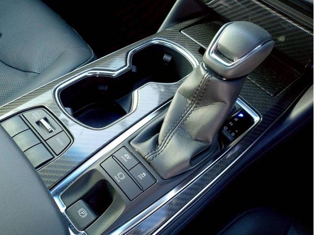 クラウンハイブリッド RSアドバンス ナビ・ETC・バックカメラ・パワーシート・シートヒーター・サンルーフ付(23枚目)