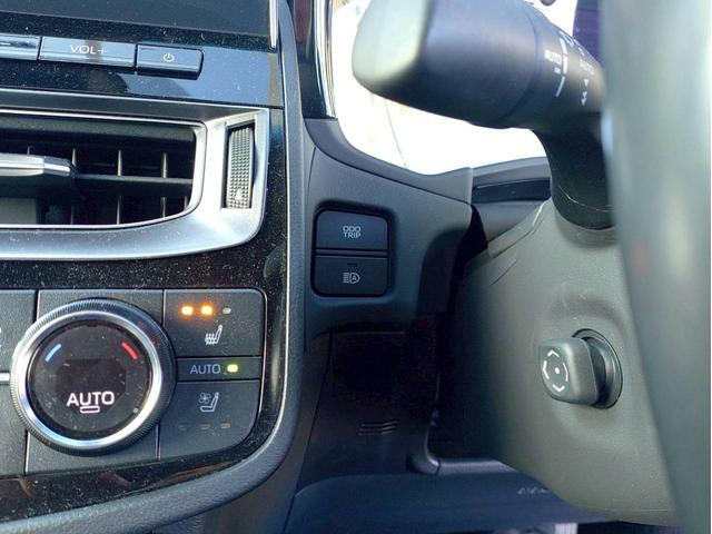 クラウンハイブリッド RSアドバンス ナビ・ETC・バックカメラ・パワーシート・シートヒーター・サンルーフ付(30枚目)