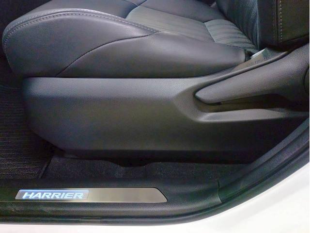 ハリアーハイブリッド Ｚ　ナビ・全方位モニタ・ＥＴＣ２．０・サンルーフ・運転席側パワーシート・パワーバックドア付（34枚目）