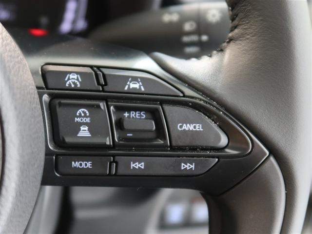 シエンタ Z 1年間走行無制限保証 ペダル踏み間違い 衝突回避被害軽減 車線逸脱警報機能 メモリナビ フルセグTV バックカメラ パノラミックモニタ ドライブレコーダー ETC クルーズコントロール(17枚目)