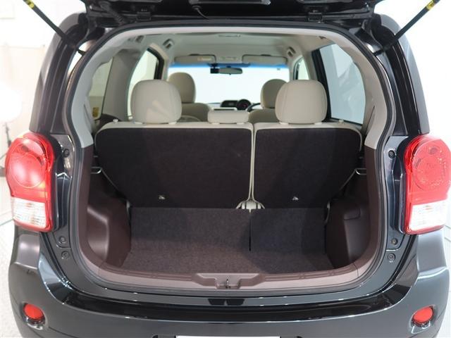 ラゲージスペースも広々です♪