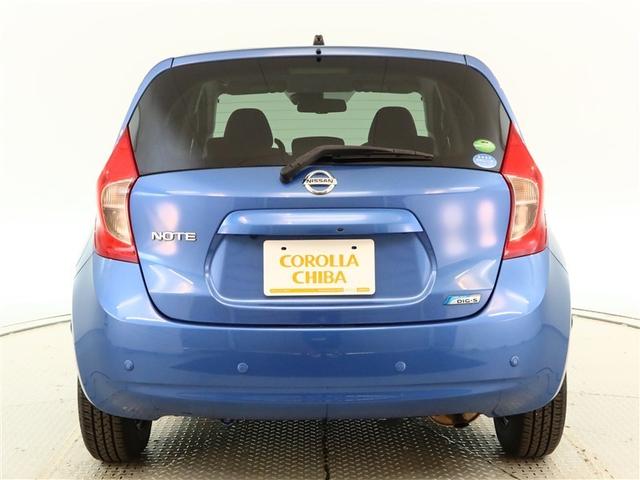 ノート Ｘ　ＤＩＧ－Ｓ　Ｖセレクション＋セーフティ　１年間走行無制限保証　ペダル踏み間違い　衝突回避被害軽減　車線逸脱警報機能　メモリナビ　フルセグＴＶ　バックカメラ　パノラミックモニタ　ＥＴＣ　ＬＥＤヘッドライト　ＤＶＤ再生　スマートキー（4枚目）