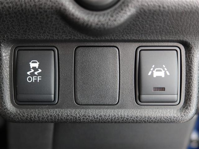 ノート Ｘ　ＤＩＧ－Ｓ　Ｖセレクション＋セーフティ　１年間走行無制限保証　ペダル踏み間違い　衝突回避被害軽減　車線逸脱警報機能　メモリナビ　フルセグＴＶ　バックカメラ　パノラミックモニタ　ＥＴＣ　ＬＥＤヘッドライト　ＤＶＤ再生　スマートキー（16枚目）