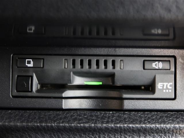 ノア Ｓｉ　１年間走行無制限保証　ペダル踏み間違い　衝突回避被害軽減　車線逸脱警報機能　メモリナビ　フルセグＴＶ　バックカメラ　ＥＴＣ　クルーズコントロール　電動スライドドア　ＬＥＤヘッドライト　ＤＶＤ再生（19枚目）