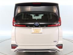 ������Υѥ�Ǽ�����Ŭ�ˡ����ݡ��ɽ����������륹�إ����˥��٤��Ѱդ��Ƥ���ޤ��� 4