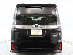 ������Υѥ�Ǽ�����Ŭ�ˡ����ݡ��ɽ����������륹�إ����˥��٤��Ѱդ��Ƥ���ޤ��� 4