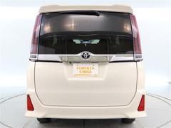 ������Υѥ�Ǽ�����Ŭ�ˡ����ݡ��ɽ����������륹�إ����˥��٤��Ѱդ��Ƥ���ޤ��� 4