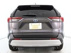 ������Υѥ�Ǽ�����Ŭ�ˡ����ݡ��ɽ����������륹�إ����˥��٤��Ѱդ��Ƥ���ޤ��� 4