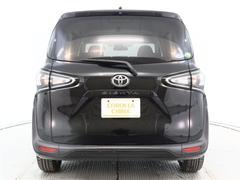 ������Υѥ�Ǽ�����Ŭ�ˡ����ݡ��ɽ����������륹�إ����˥��٤��Ѱդ��Ƥ���ޤ��� 4