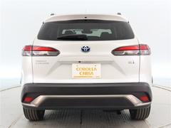 ������Υѥ�Ǽ�����Ŭ�ˡ����ݡ��ɽ����������륹�إ����˥��٤��Ѱդ��Ƥ���ޤ��� 4