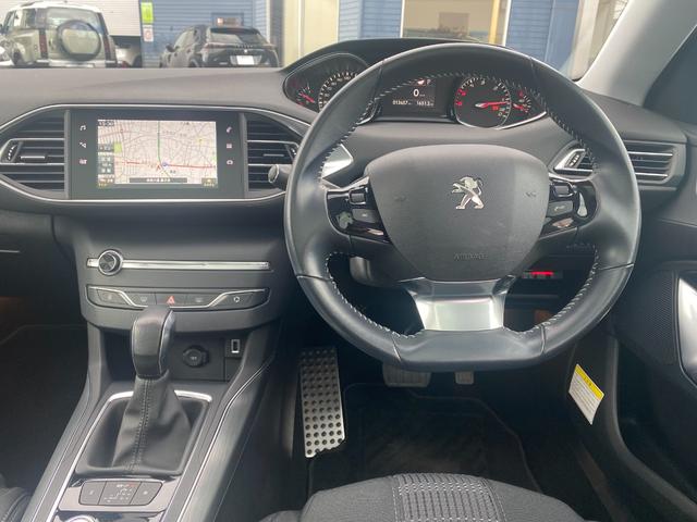 ３０８ アリュール　ブルーＨＤｉ　テックパックエディション　正規認定中古車　保証整備付　ナビ　ＥＴＣ（10枚目）