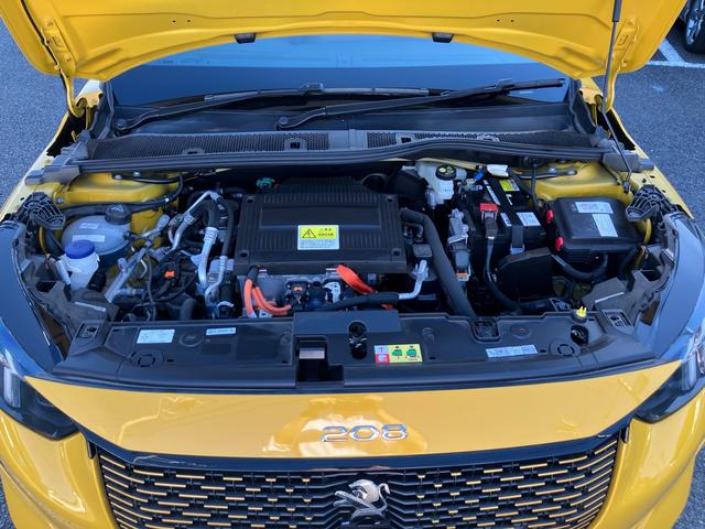 e-208 GT 正規認定中古車 保証整備付 弊社試乗車 ETC ドライブレコーダー(27枚目)