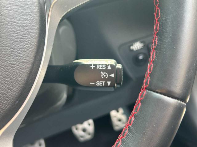 ＢＲＺ Ｓ　ＳＴＩフルエアロ　シートヒーター　リアスポイラー　トレセンＬＥＤ　ＳＴＩタワーバー　リアアンダーディヒューザー　バックカメラ　ＥＴＣ２．０　１オーナー　禁煙　ＢＲＺロゴ入ハーフレザー（12枚目）