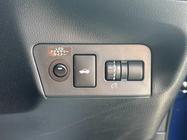 ＢＲＺ Ｓ　ＳＴＩフルエアロ　シートヒーター　リアスポイラー　トレセンＬＥＤ　ＳＴＩタワーバー　リアアンダーディヒューザー　バックカメラ　ＥＴＣ２．０　１オーナー　禁煙　ＢＲＺロゴ入ハーフレザー（15枚目）